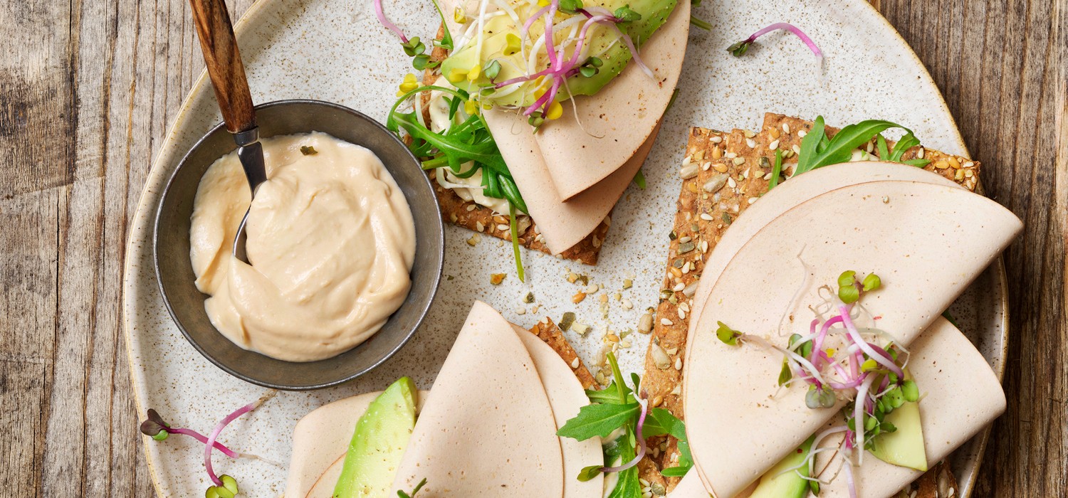 SEM_Useful_tips_on_serving_humus_0.jpg 