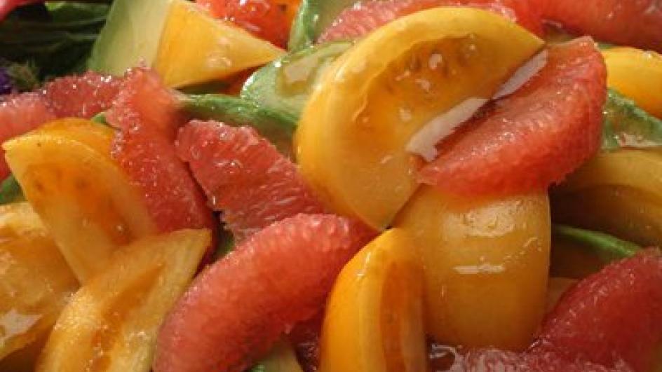 Lagana salata s grejpom i avokadom